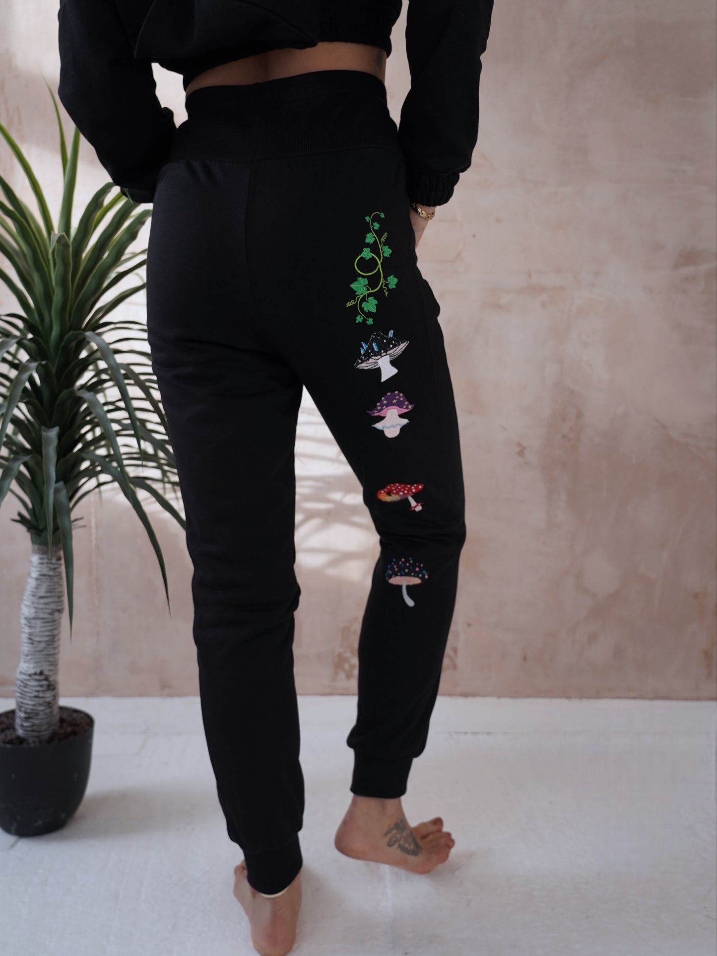 ๐ Mushroom High Waisted Joggers ๐